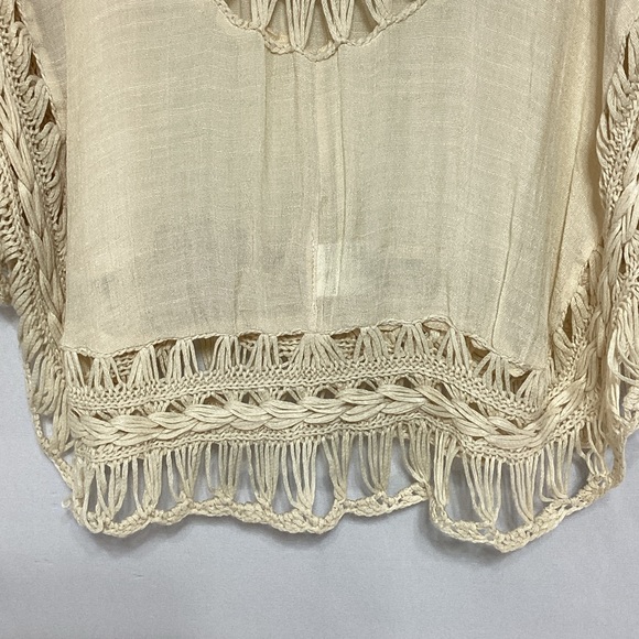 NWT Rebellion large Cream Crochet Blouse - Picture 6 of 11